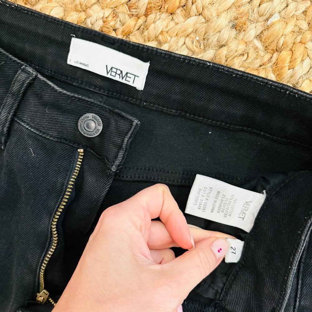 VERVET | midrise | straight cut | black jeans